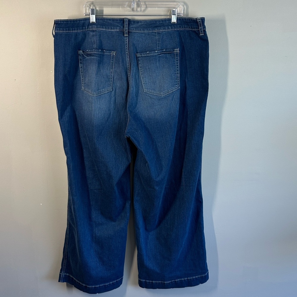 Torrid High Rise Wide Leg Vintage Stretch Jeans Size 22 - Picture 2 of 13